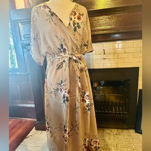 NWT Rebdolls floral dress size 2x wrap style v neck